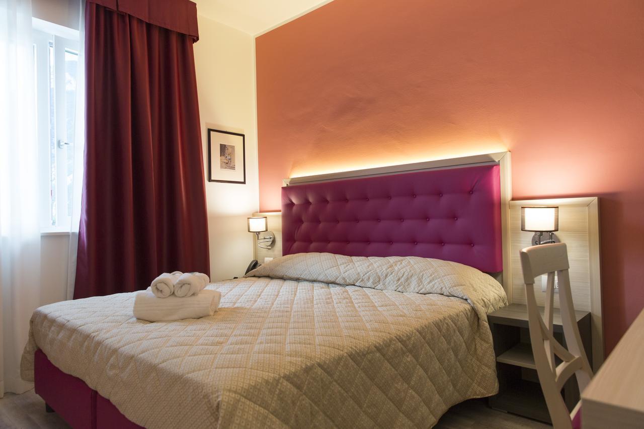 Alma Living Hotel- Al Girarrosto Венцоне Екстер'єр фото